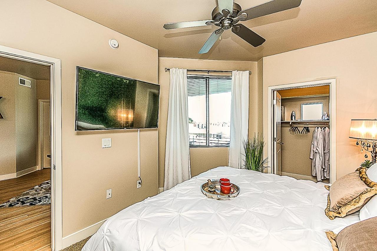 Shopping & Dining 1 Mile - 24 Hour Pool With Parking - 4036 Phoenix Exterior foto