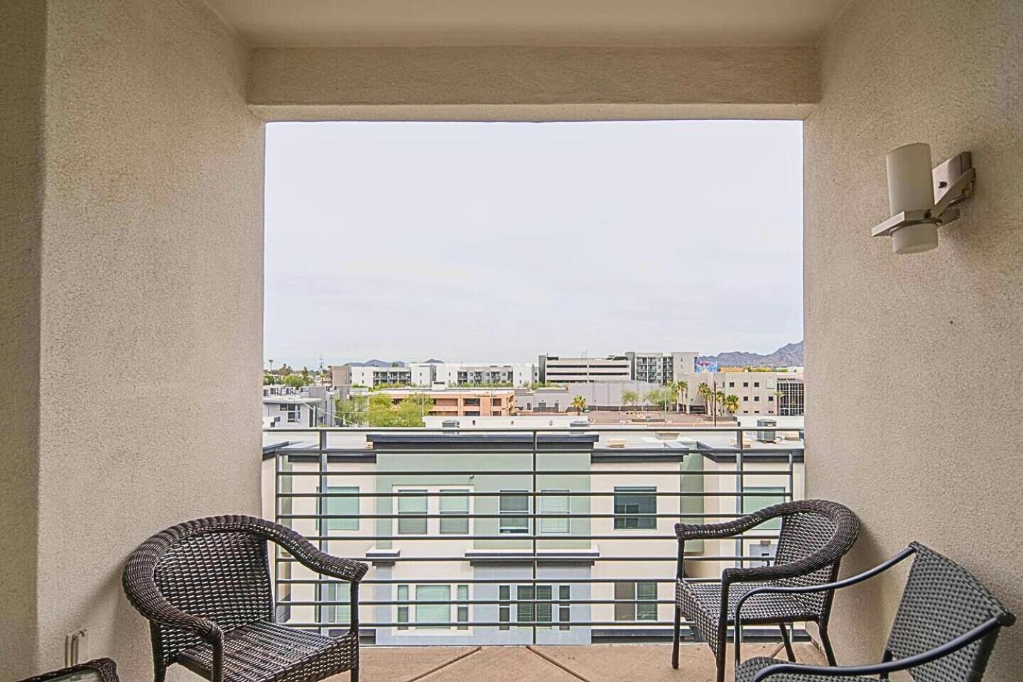 Shopping & Dining 1 Mile - 24 Hour Pool With Parking - 4036 Phoenix Exterior foto