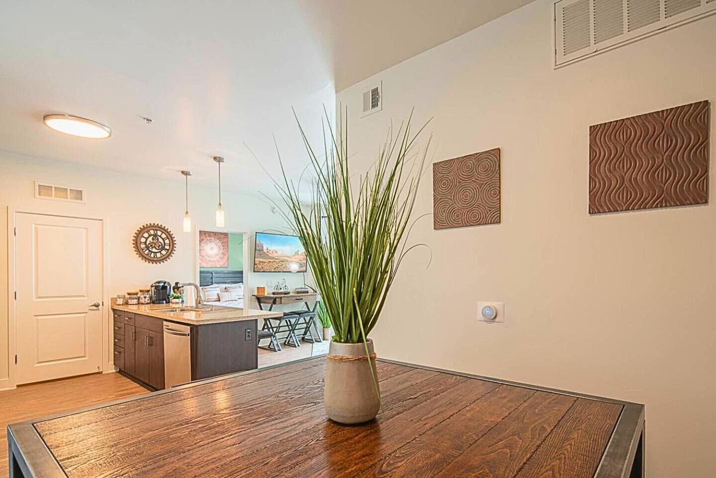 Shopping & Dining 1 Mile - 24 Hour Pool With Parking - 4036 Phoenix Exterior foto