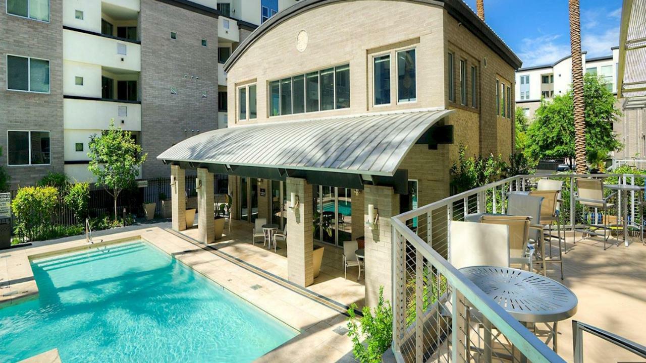 Shopping & Dining 1 Mile - 24 Hour Pool With Parking - 4036 Phoenix Exterior foto