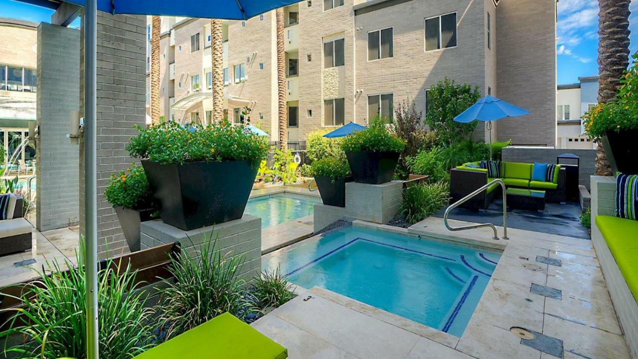 Shopping & Dining 1 Mile - 24 Hour Pool With Parking - 4036 Phoenix Exterior foto