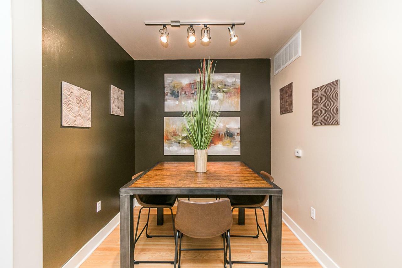 Shopping & Dining 1 Mile - 24 Hour Pool With Parking - 4036 Phoenix Exterior foto