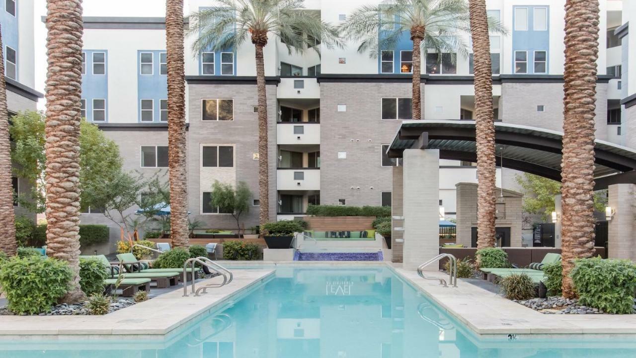 Shopping & Dining 1 Mile - 24 Hour Pool With Parking - 4036 Phoenix Exterior foto